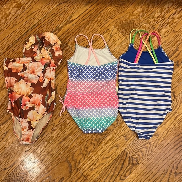 Bundle of Girl’s One Pieces Size 10 - Picture 2 of 4